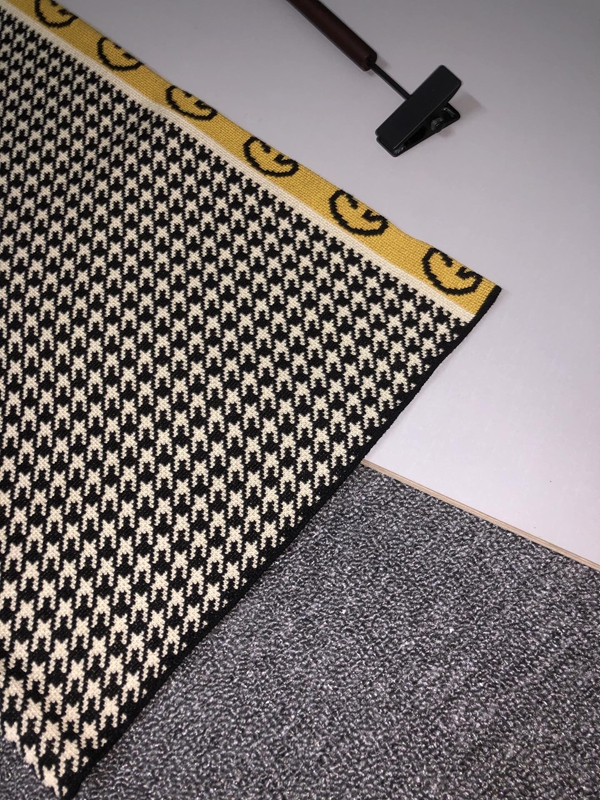 ブランドハーフパンツ背面デザイン